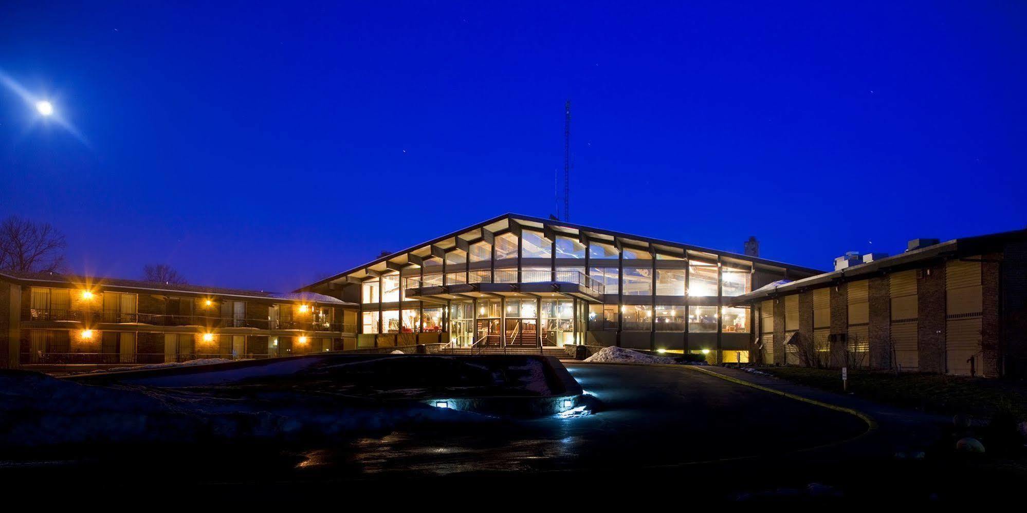 Summit Village Bellaire المظهر الخارجي الصورة